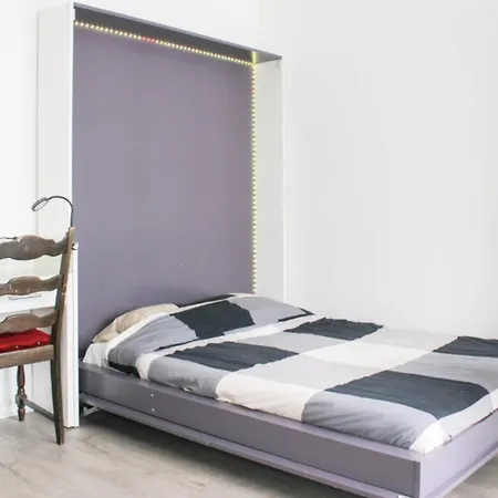 Cozy 35m Nest Peaceful Charming & Comfy Appartamento