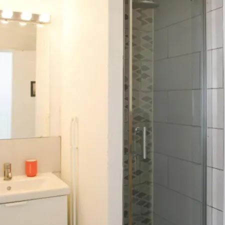 Cozy 35m Nest Peaceful Charming & Comfy Apartment Paris