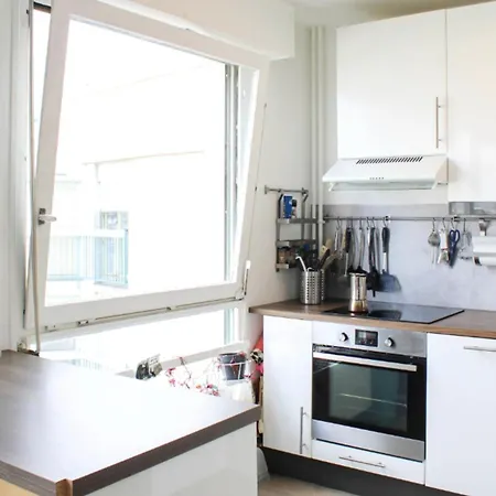 Cozy 35m Nest Peaceful Charming & Comfy Apartment